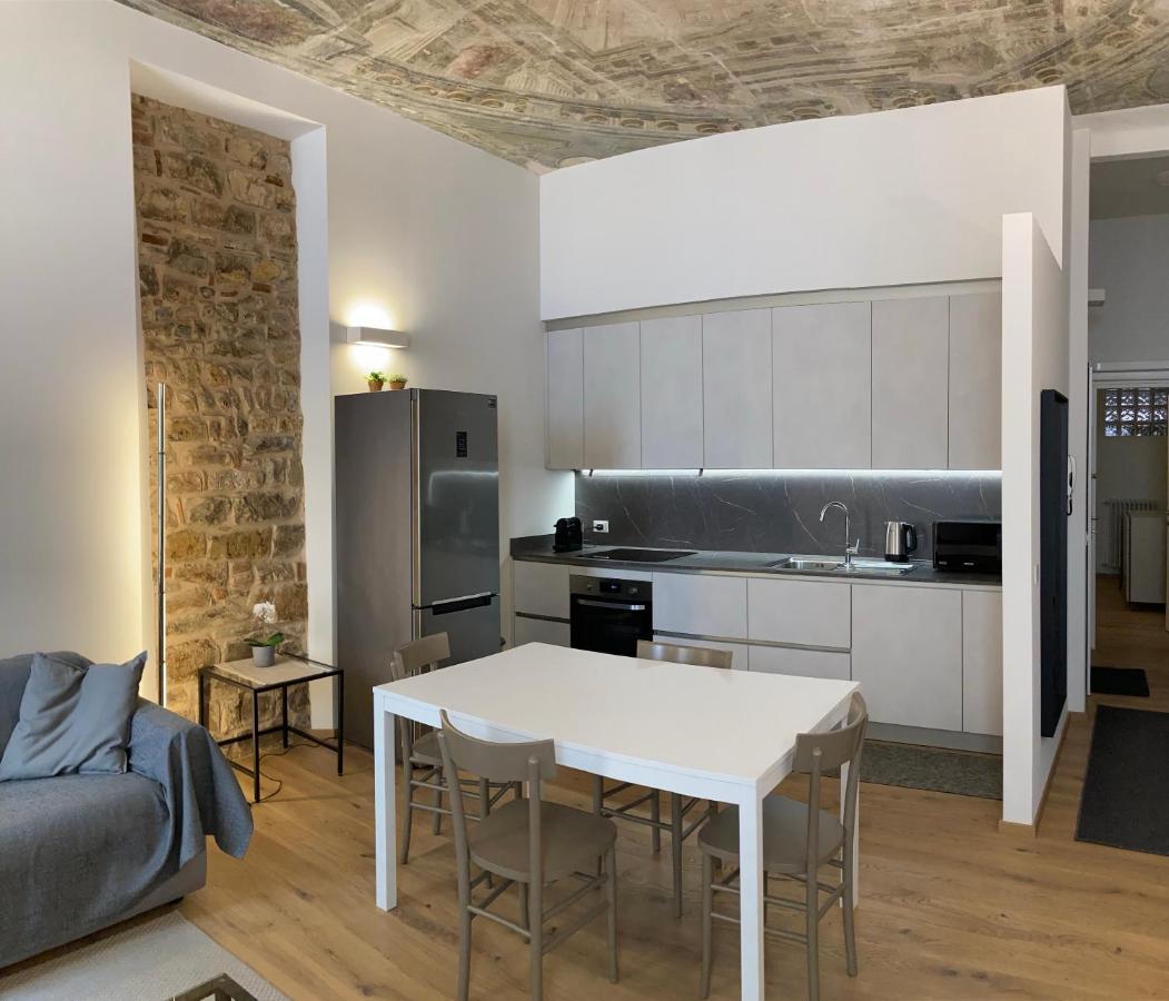 ブレシアCasa Rovegliaアパートメント エクステリア 写真