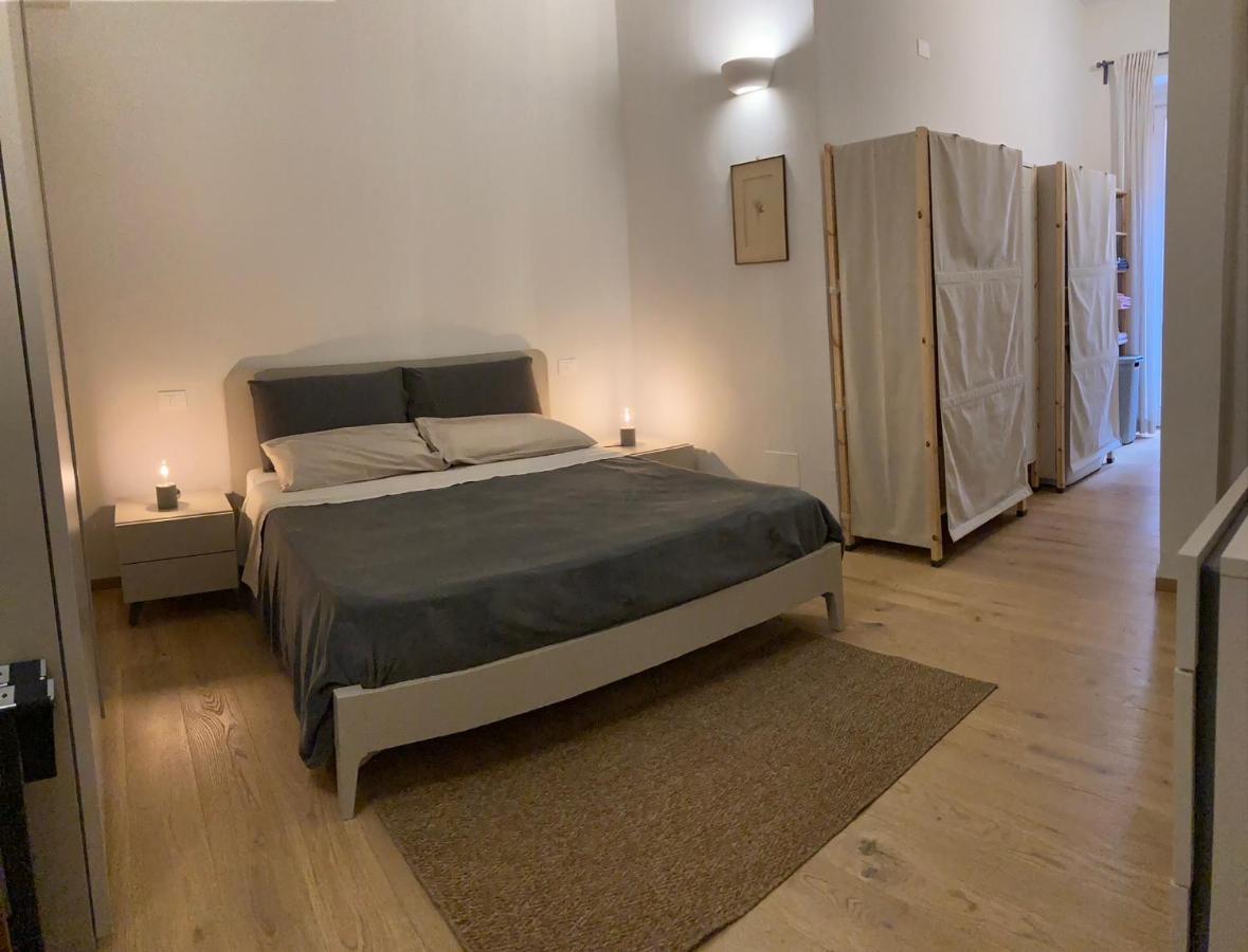 ブレシアCasa Rovegliaアパートメント エクステリア 写真